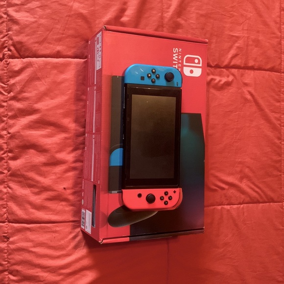 Barely Used Nintendo Switch with Accesories